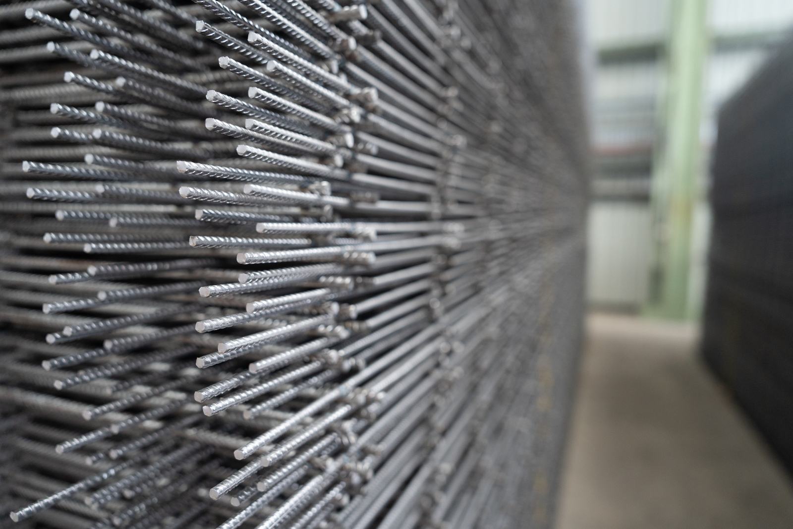 Stacked rectangular reinforcing mesh